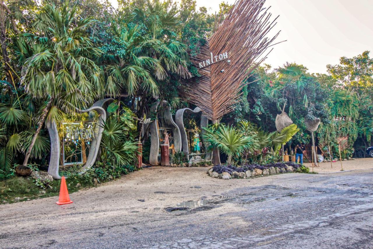 Studios At Central Park Tulum Room photo